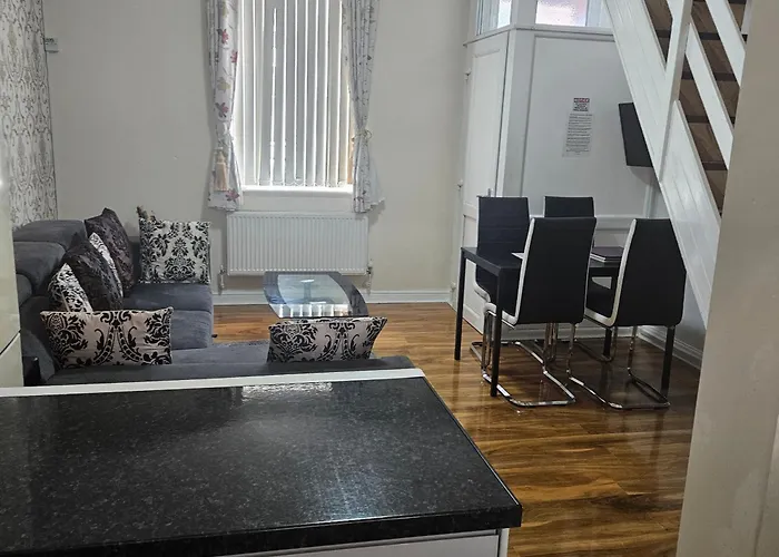 Knutsford House Holidays